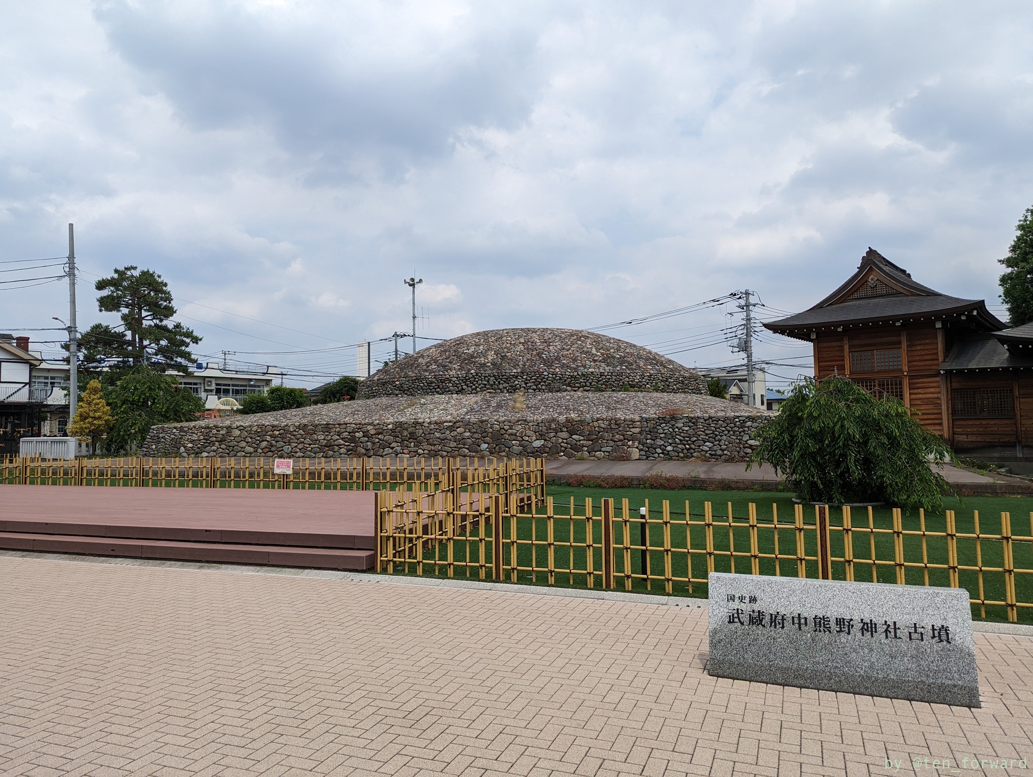 正面（西）から