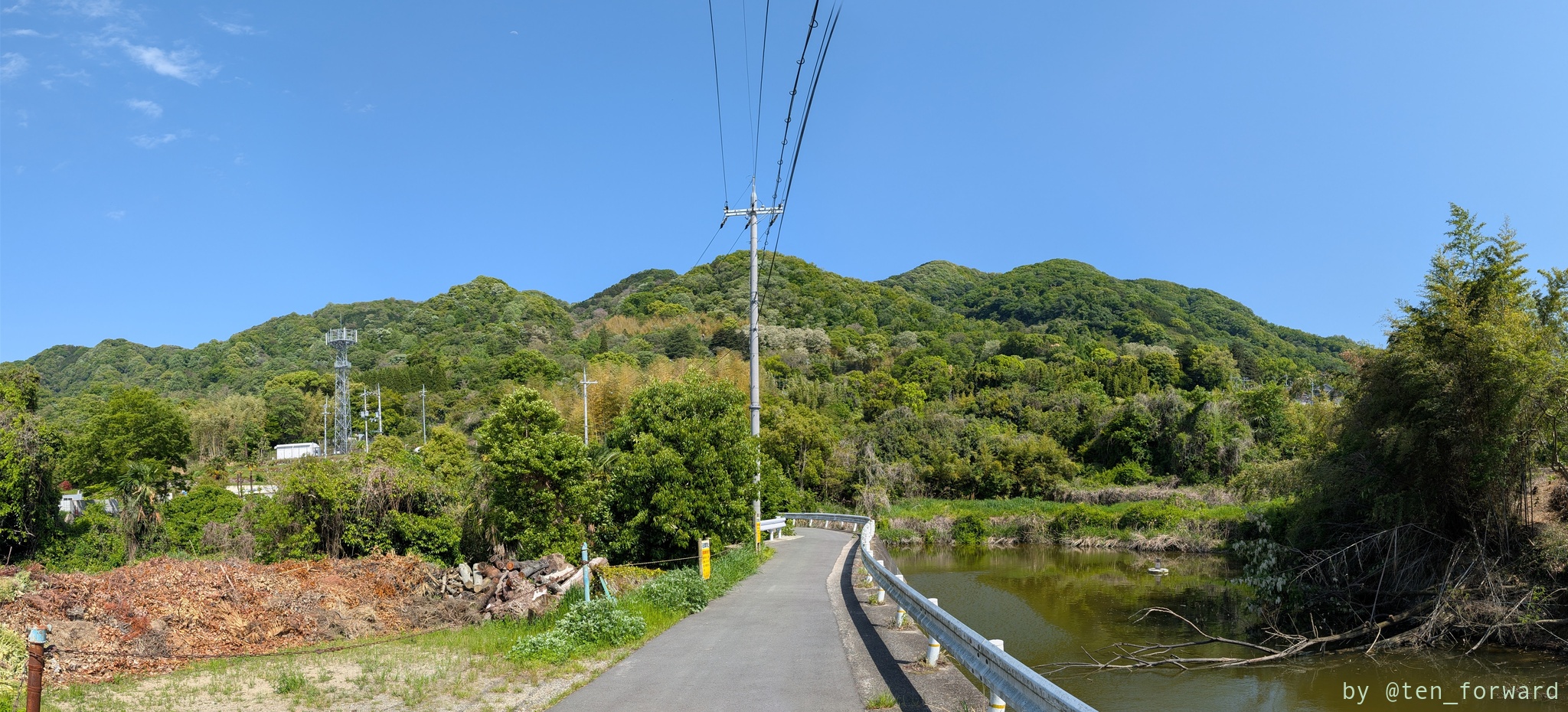 俊徳丸鏡塚古墳から39号墳への道