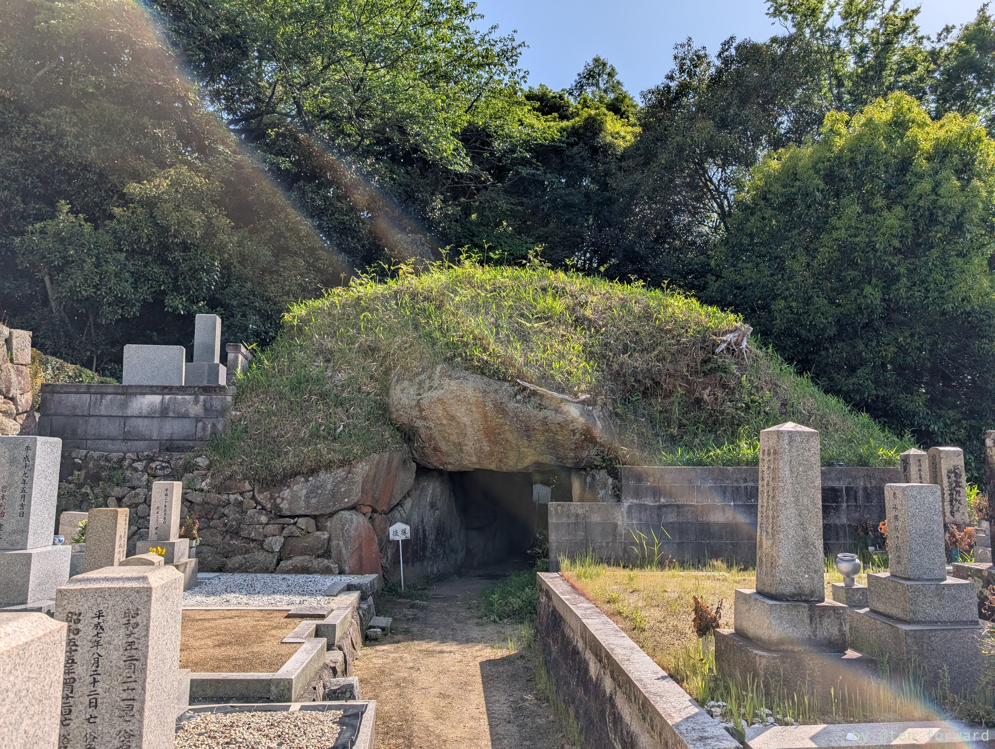 抜塚（大窪・山畑 7 号墳）