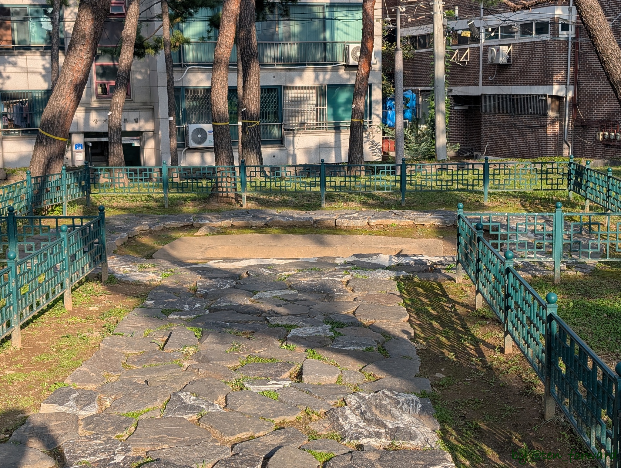 石村洞古墳群2号土杭墓