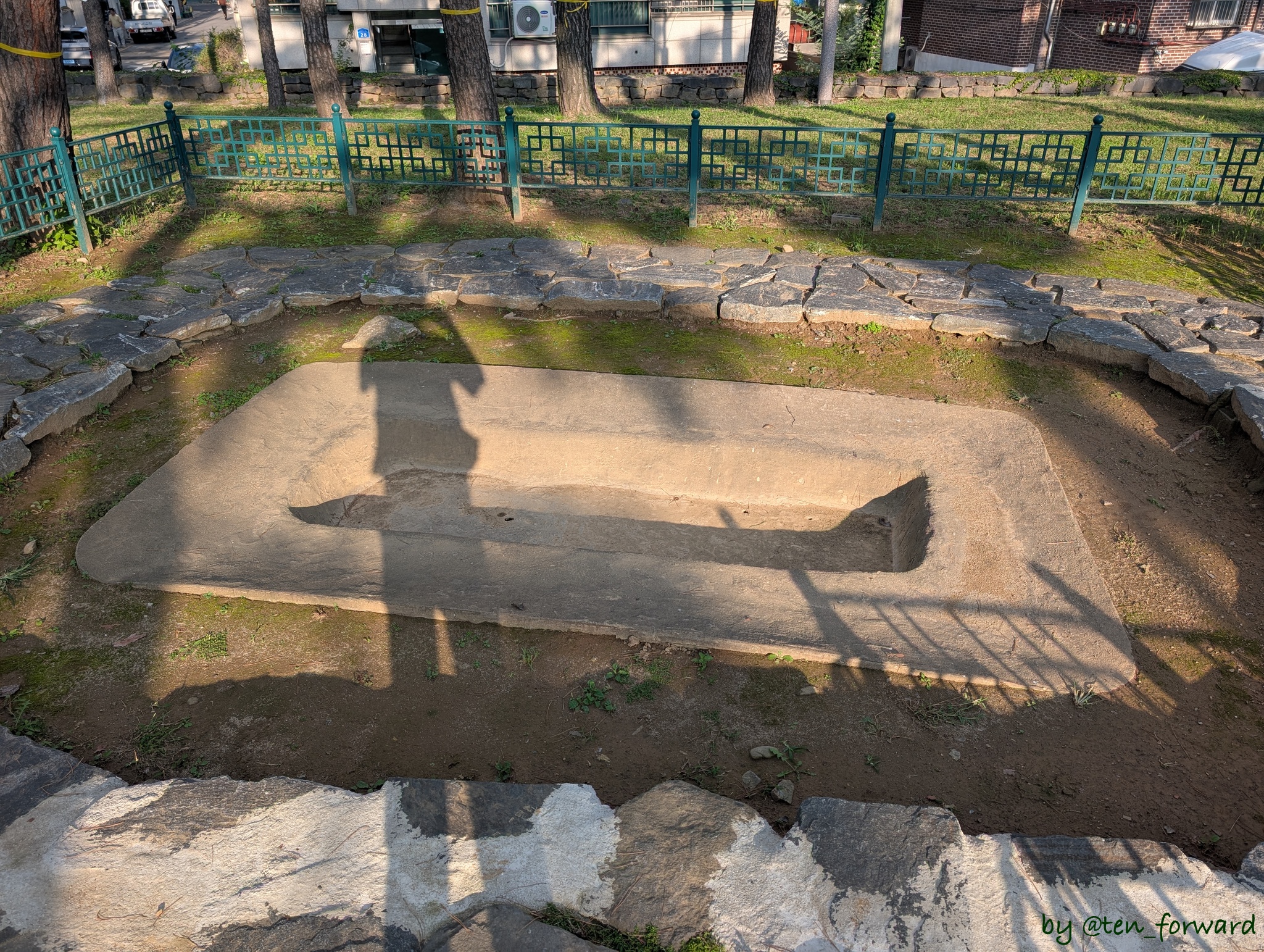石村洞古墳群2号土杭墓