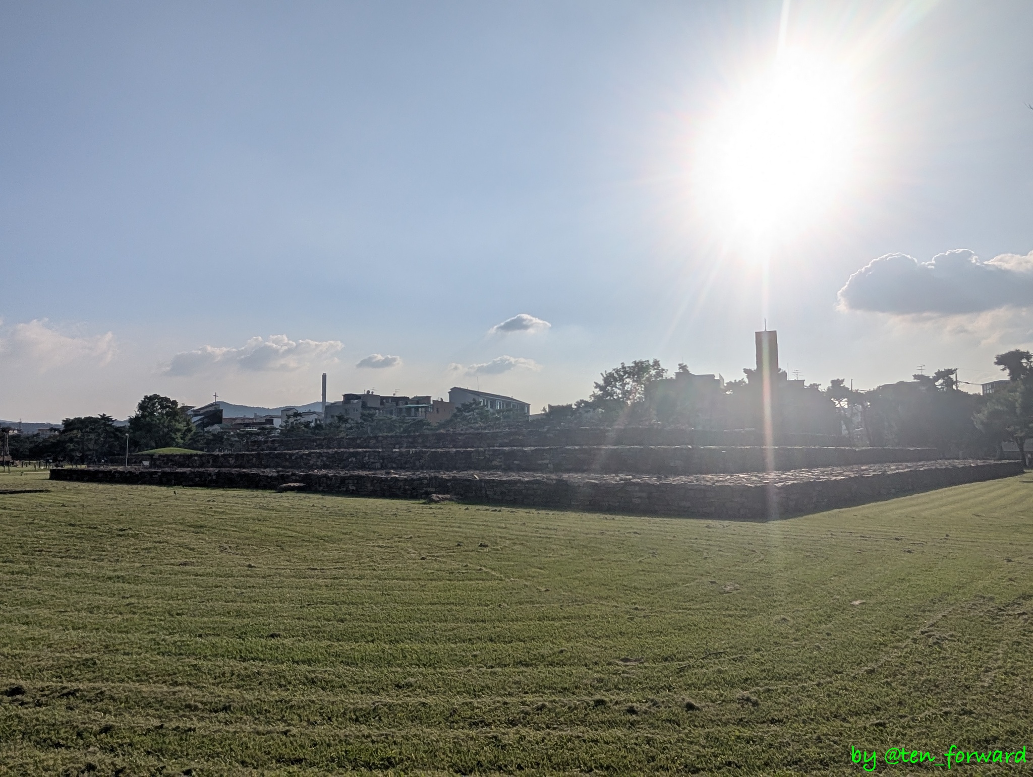 石村洞古墳群3号墳（北東側から）