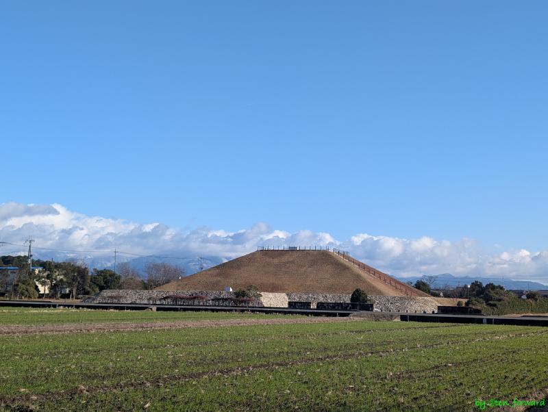 Featured image of post 悠久の丘蒲生あかね古墳公園（木村古墳群 / 天乞山古墳・久保田山古墳）