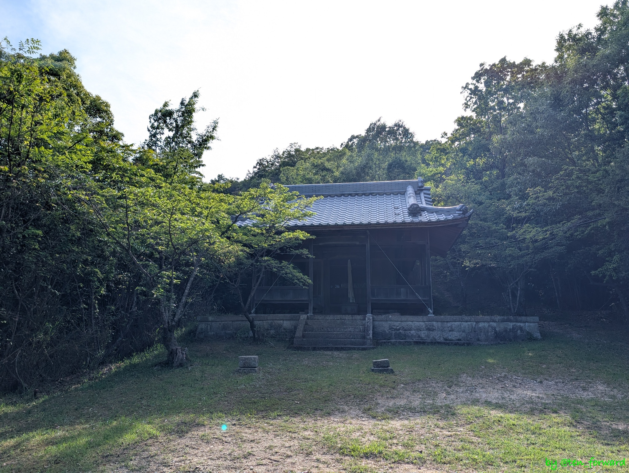 鴨國魂神社